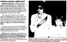 michael_jackson_sprainshand_1985.jpg michael_jackson_sprainshand_1985.jpg