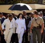 Trial-Photos-August-2004-August-16th-2004-michael-jackson-10130475-410-392.jpg Trial-Photos-August-2004-August-16th-2004-michael-jackson-10130475-410-392.jpg