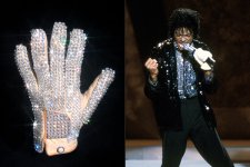 mj_auction2_glove.jpg mj_auction2_glove.jpg