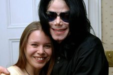 fiona-cummins-with-michael-jackson-pic-dm-769114653.jpg fiona-cummins-with-michael-jackson-pic-dm-769114653.jpg