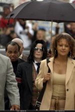 Trial-Photos-June-2005-June-2-2005-michael-jackson-11318749-556-819.jpg Trial-Photos-June-2005-June-2-2005-michael-jackson-11318749-556-819.jpg