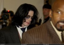Trial-Photos-June-2005-June-2-2005-michael-jackson-11318757-819-587.jpg Trial-Photos-June-2005-June-2-2005-michael-jackson-11318757-819-587.jpg