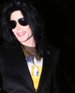 MJ-D-michael-jackson-19685635-407-500.jpg
