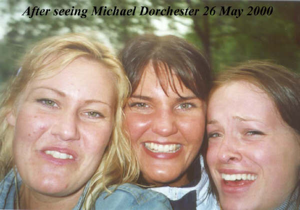 Just seen Michael outside dorchester hotel london 2000